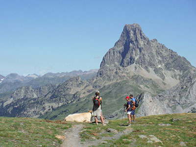 Senda-Contrabandistas-1-10-1-scaled-e1587572529590-1024×668