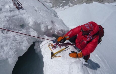 Superando-la-cascada-de-serac-1024×768