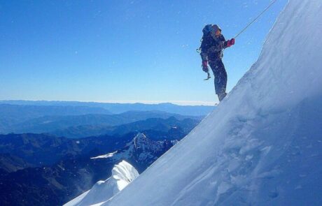 pared-tocllaraju-1024×463